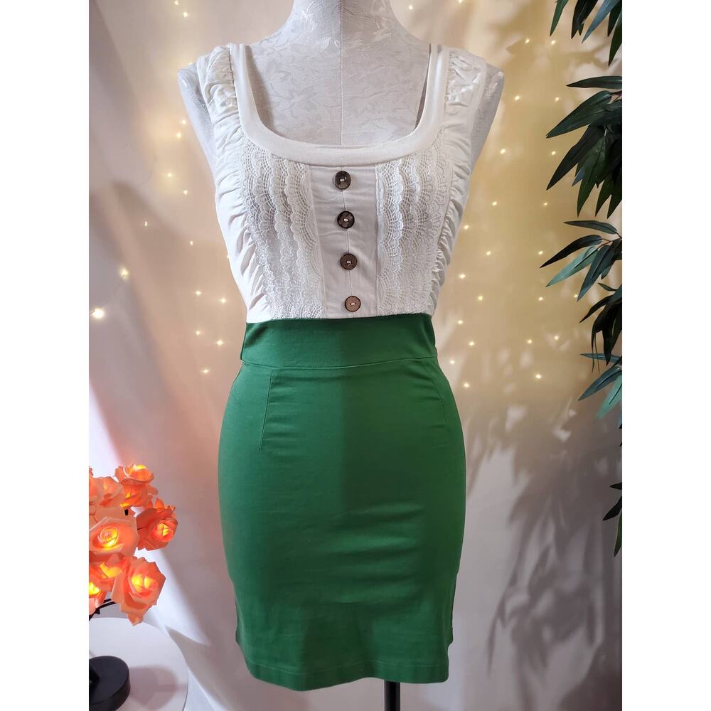 Alythea Pitaya NWT Scalloped Lace Sleeveless Bodycon Pencil Dress Women's Size S